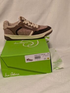 Sam Edelman Low-Top Sneaker in Taupe and Cream